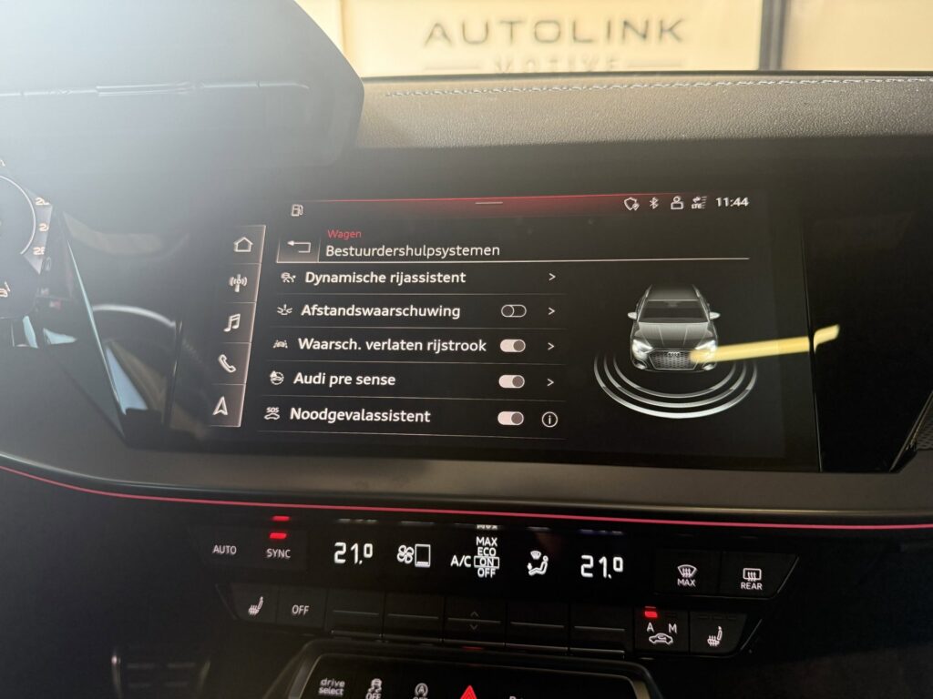 Audi A3 Sportback 35 TFSI S edition|3X SLINE|PANO|SFEER|MATRIX